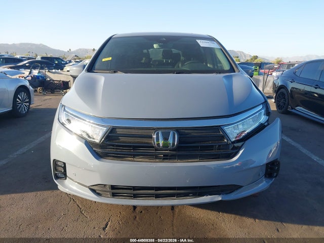 5FNRL6H81RB070696 Honda Odyssey Touring