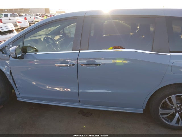 5FNRL6H81RB070696 Honda Odyssey Touring