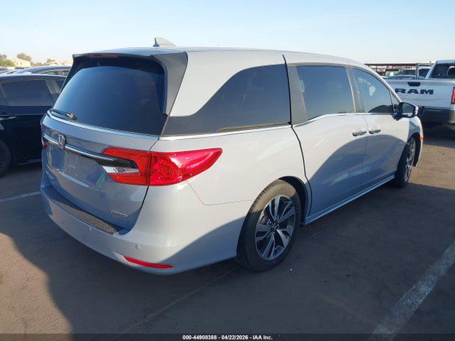 5FNRL6H81RB070696 Honda Odyssey Touring