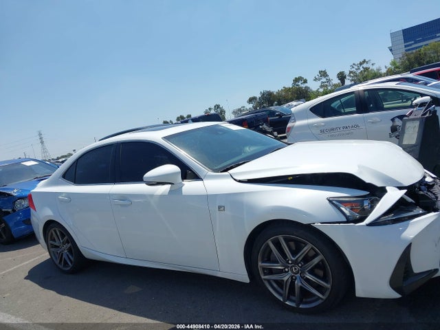 Lexus IS 200T 2017 JTHBA1D24H5052638 Image 13