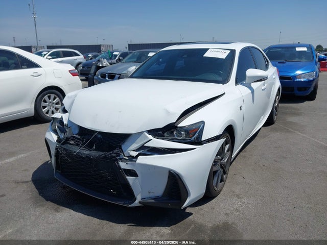 Lexus IS 200T 2017 JTHBA1D24H5052638 Image 2