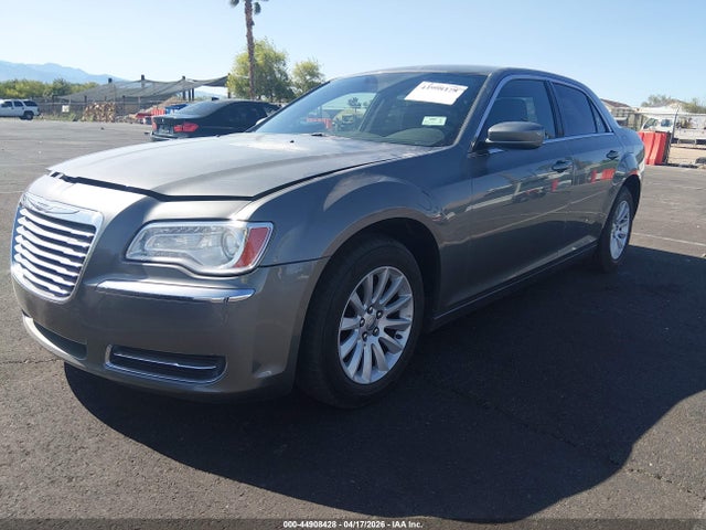 44908428 :رقم المزاد ، 2C3CCAAG4CH116523 vin ، 2012 Chrysler 300 مزاد بيع