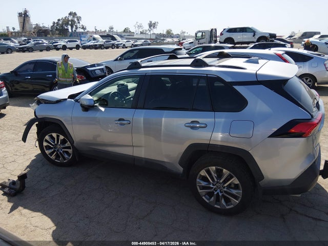 Продаж на аукціоні авто 2021 Toyota Rav4 Limited, vin: JTMY1RFV6MJ022558, номер лоту: 44908453