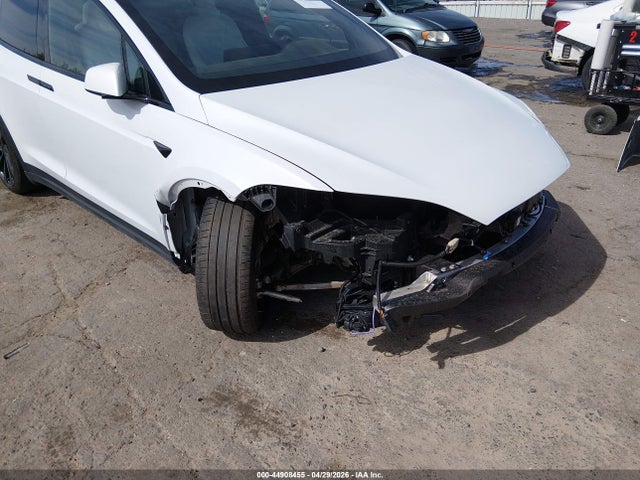 7SAXCBE64SF469811 Tesla Model X Plaid