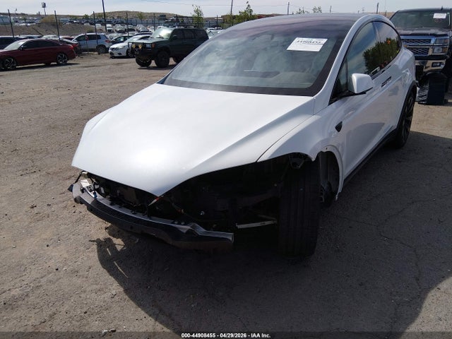 7SAXCBE64SF469811 Tesla Model X Plaid
