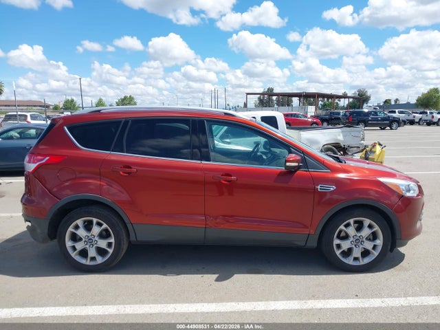 2015 Ford Escape Titanium მანქანა იყიდება აუქციონზე, vin: 1FMCU0J95FUA32695, აუქციონის ნომერი: 44908531