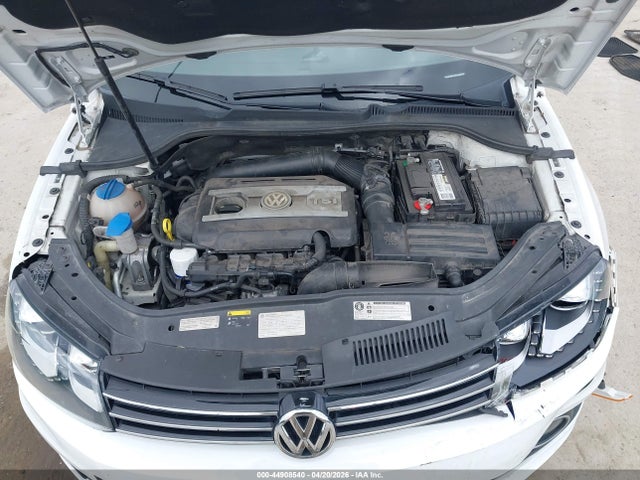 Продаж на аукціоні авто 2015 Volkswagen Eos Final Edition, vin: WVWFW8AH4FV005449, номер лоту: 44908540