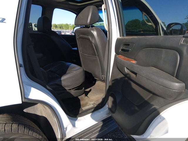 44908561 :رقم المزاد ، 1GNFC13067R425805 vin ، 2007 Chevrolet Tahoe Ltz مزاد بيع