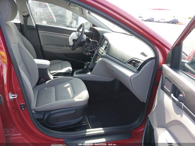 KMHD84LF2HU397194 Hyundai ELANTRA SE