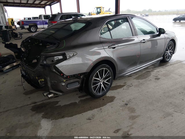 4T1G11AK9MU546744 Toyota CAMRY SE