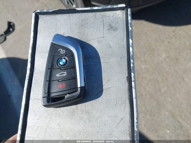 BMW 330e 2023 3MW39FF04P8D01199 Image 11