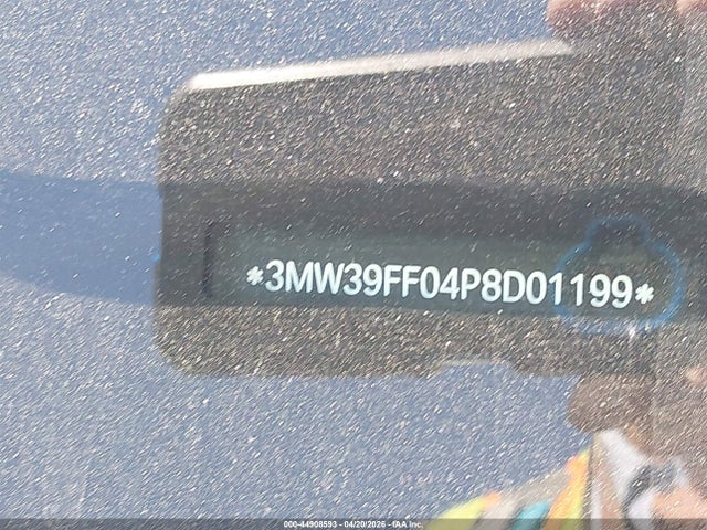 BMW 330e 2023 3MW39FF04P8D01199 Image 9
