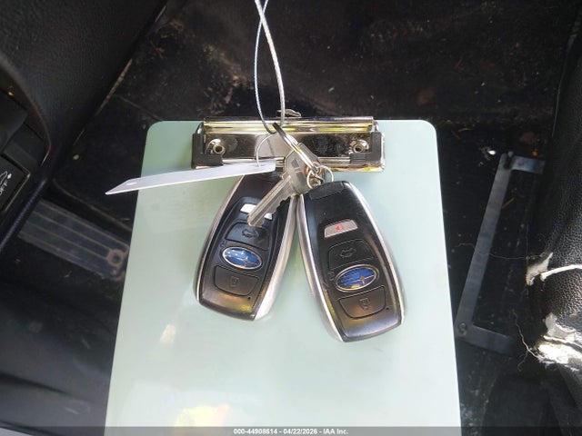 44908614 :رقم المزاد ، 4S3BNAS6XH3017724 vin ، 2017 Subaru Legacy 2.5i Sport مزاد بيع