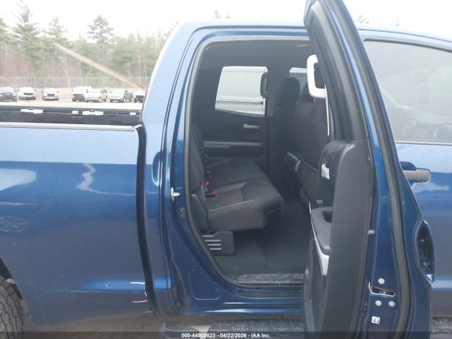 5TFUY5F12EX333466 Toyota Tundra Sr5 5.7l V8