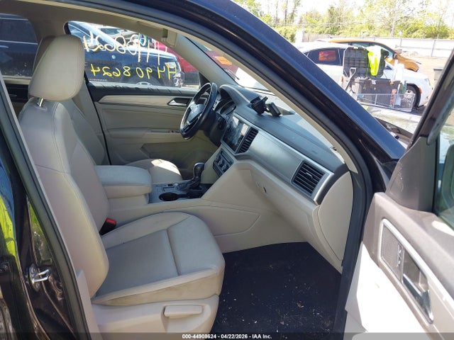 Продажа на аукционе авто 2018 Volkswagen Atlas 3.6l V6 Se, vin: 1V2CR2CA8JC509111, номер лота: 44908624
