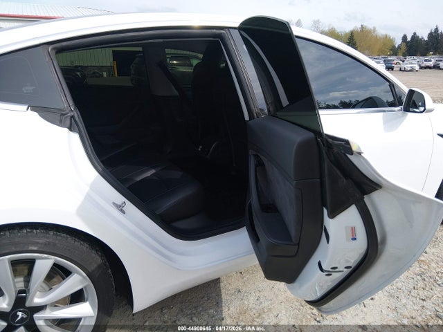 Aukcja sprzedaży 2018 Tesla Model 3 Long Range/mid Range, vin: 5YJ3E1EA6JF126582, numer aukcji: 44908645