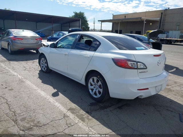 Продажа на аукционе авто 2012 Mazda Mazda3 I Sport, vin: JM1BL1UG0C1548639, номер лота: 44908650
