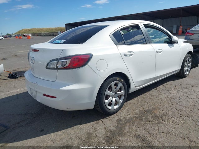 Продажа на аукционе авто 2012 Mazda Mazda3 I Sport, vin: JM1BL1UG0C1548639, номер лота: 44908650