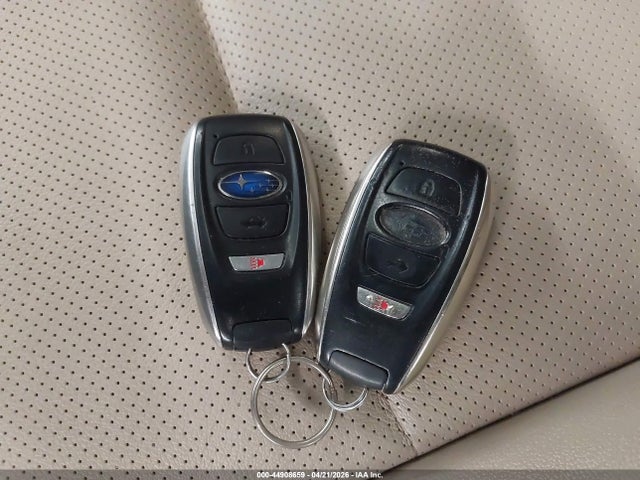 44908659 :رقم المزاد ، 4S3BNBN66G3029000 vin ، 2016 Subaru Legacy 2.5i Limited مزاد بيع