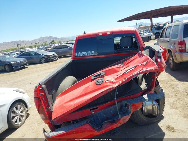 1C6RR7MT7GS215357 RAM 1500 Sport
