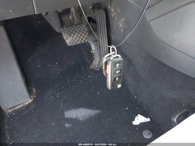 44908741 :رقم المزاد ، 3VWD17AJ7FM226733 vin ، 2015 Volkswagen Jetta 1.8t Sport مزاد بيع