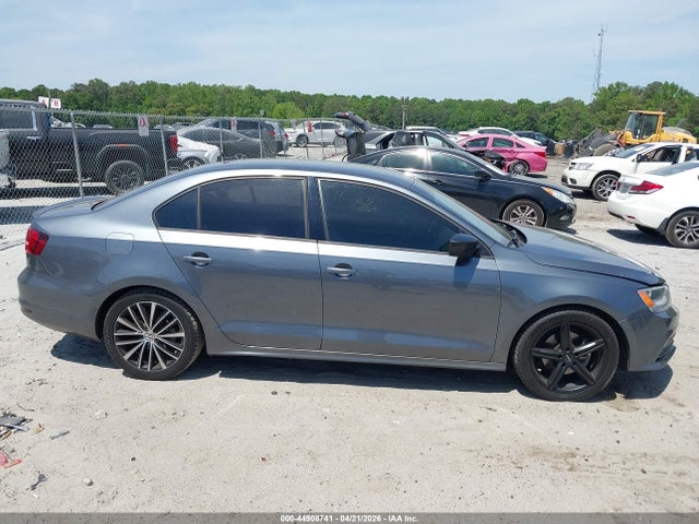 44908741 :رقم المزاد ، 3VWD17AJ7FM226733 vin ، 2015 Volkswagen Jetta 1.8t Sport مزاد بيع