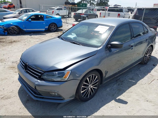 44908741 :رقم المزاد ، 3VWD17AJ7FM226733 vin ، 2015 Volkswagen Jetta 1.8t Sport مزاد بيع
