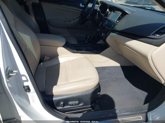 2015 Kia Cadenza Premium მანქანა იყიდება აუქციონზე, vin: KNALN4D73F5184887, აუქციონის ნომერი: 44908755