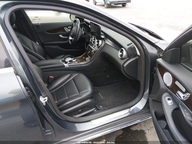 Продаж на аукціоні авто 2015 Mercedes-benz C 300 Luxury/sport, vin: 55SWF4JB9FU095876, номер лоту: 44908758