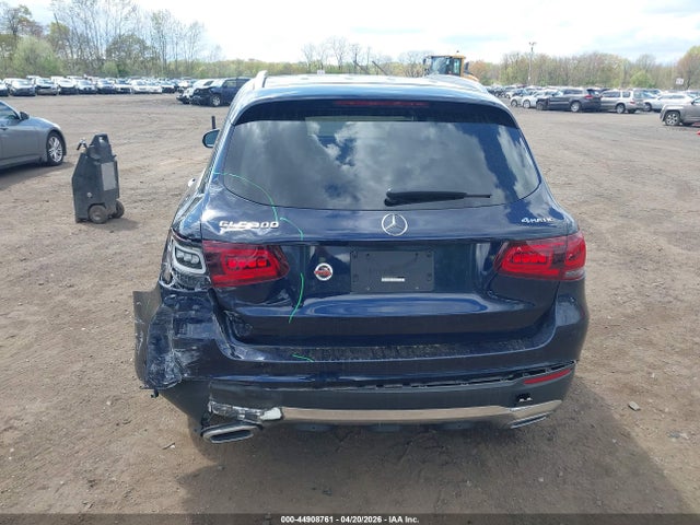 44908761 :رقم المزاد ، W1N0G8EB9MF916272 vin ، 2021 Mercedes-benz Glc 300 4matic Suv مزاد بيع