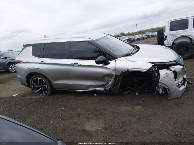 Продаж на аукціоні авто 2022 Mitsubishi Outlander Es 2.5 S-awc, vin: JA4J4TA88NZ028723, номер лоту: 44908779