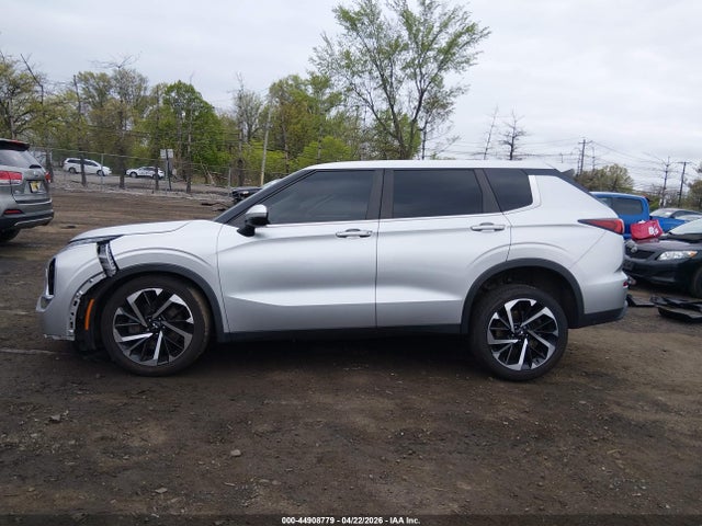 Продаж на аукціоні авто 2022 Mitsubishi Outlander Es 2.5 S-awc, vin: JA4J4TA88NZ028723, номер лоту: 44908779