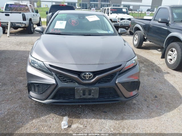 Продажа на аукционе авто 2022 Toyota Camry Se, vin: 4T1G11AK1NU684439, номер лота: 44908789