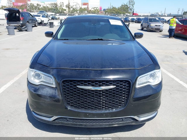 Продажа на аукционе авто 2016 Chrysler 300 Limited, vin: 2C3CCAAG0GH207035, номер лота: 44908832