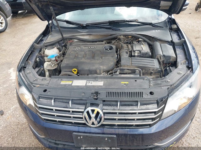 Продажа на аукционе авто 2015 Volkswagen Passat 2.0l Tdi Sel Premium, vin: 1VWCV7A37FC029581, номер лота: 44908842
