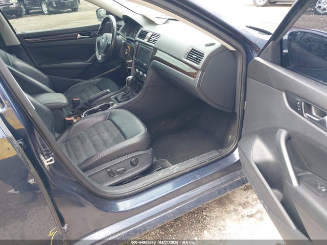 Продажа на аукционе авто 2015 Volkswagen Passat 2.0l Tdi Sel Premium, vin: 1VWCV7A37FC029581, номер лота: 44908842