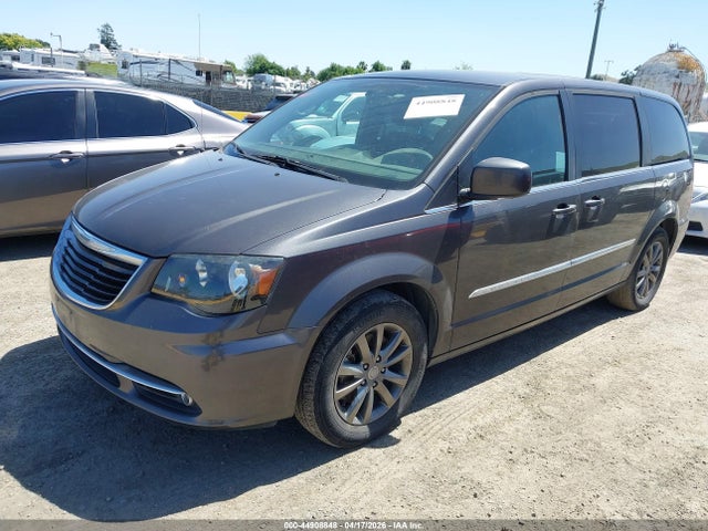 2C4RC1HG3FR597021 Chrysler Town &amp; Country S