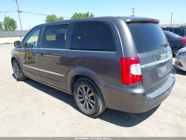 2C4RC1HG3FR597021 Chrysler Town &amp; Country S
