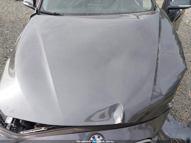 44908853 :رقم المزاد ، WBA8A3C50JA487072 vin ، 2018 Bmw 320i Xdrive مزاد بيع