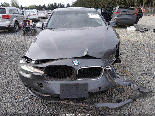 44908853 :رقم المزاد ، WBA8A3C50JA487072 vin ، 2018 Bmw 320i Xdrive مزاد بيع