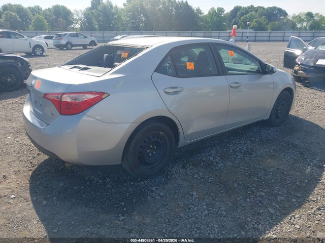44908861 :رقم المزاد ، 5YFBURHE1JP831449 vin ، 2018 Toyota Corolla Le مزاد بيع