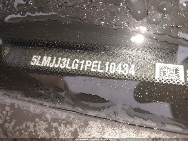 Продажа на аукционе авто 2023 Lincoln Navigator Reserve L, vin: 5LMJJ3LG1PEL10434, номер лота: 44908863