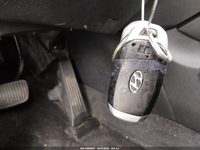 44908887 :رقم المزاد ، 5NMS33AD3LH260447 vin ، 2020 Hyundai Santa Fe Sel مزاد بيع