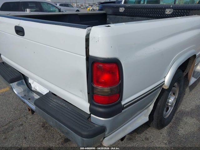1996 Dodge Ram 2500 მანქანა იყიდება აუქციონზე, vin: 1B7KC23WXTJ176208, აუქციონის ნომერი: 44908890