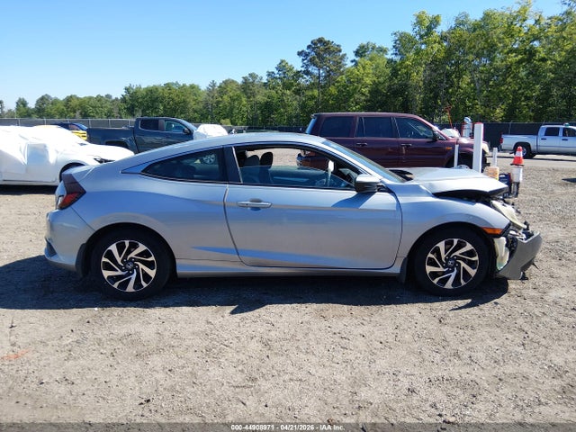Продажа на аукционе авто 2016 Honda Civic Lx-p, vin: 2HGFC4B09GH308197, номер лота: 44908971