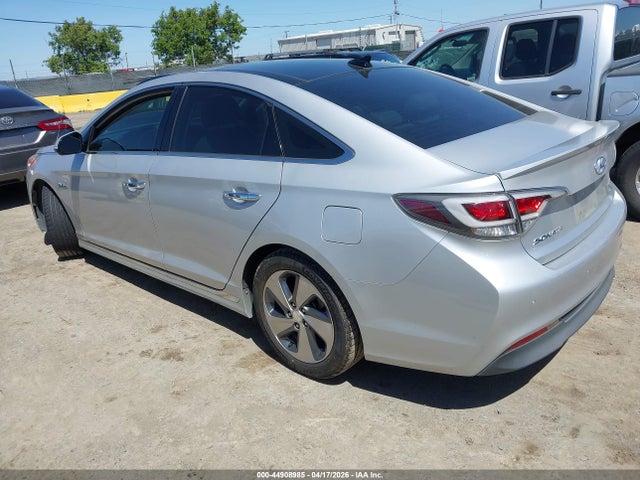 Hyundai Sonata Hybrid Limited 2017 KMHE34L16HA043882 Image 3