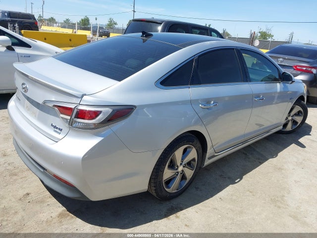 Hyundai Sonata Hybrid Limited 2017 KMHE34L16HA043882 Image 4
