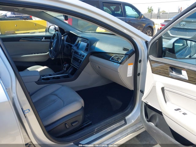 Hyundai Sonata Hybrid Limited 2017 KMHE34L16HA043882 Image 5