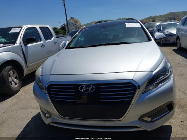 Hyundai Sonata Hybrid Limited 2017 KMHE34L16HA043882 Image 6