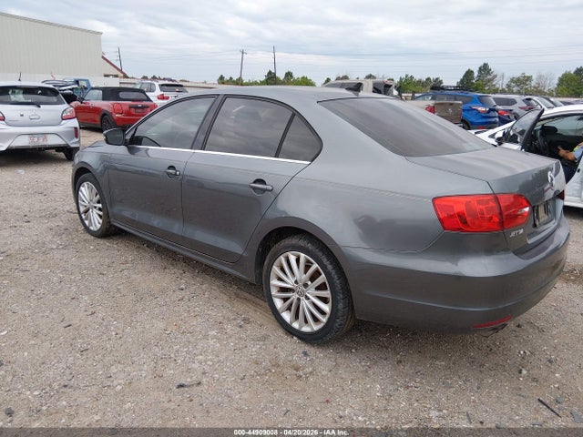 44909008 :رقم المزاد ، 3VWL07AJ9EM294349 vin ، 2014 Volkswagen Jetta 1.8t Sel مزاد بيع